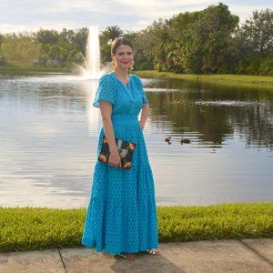 Meet your Posher, Laura